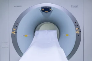 Read more about the article Rezonans magnetyczny – precyzyjna diagnostyka dla zdrowia